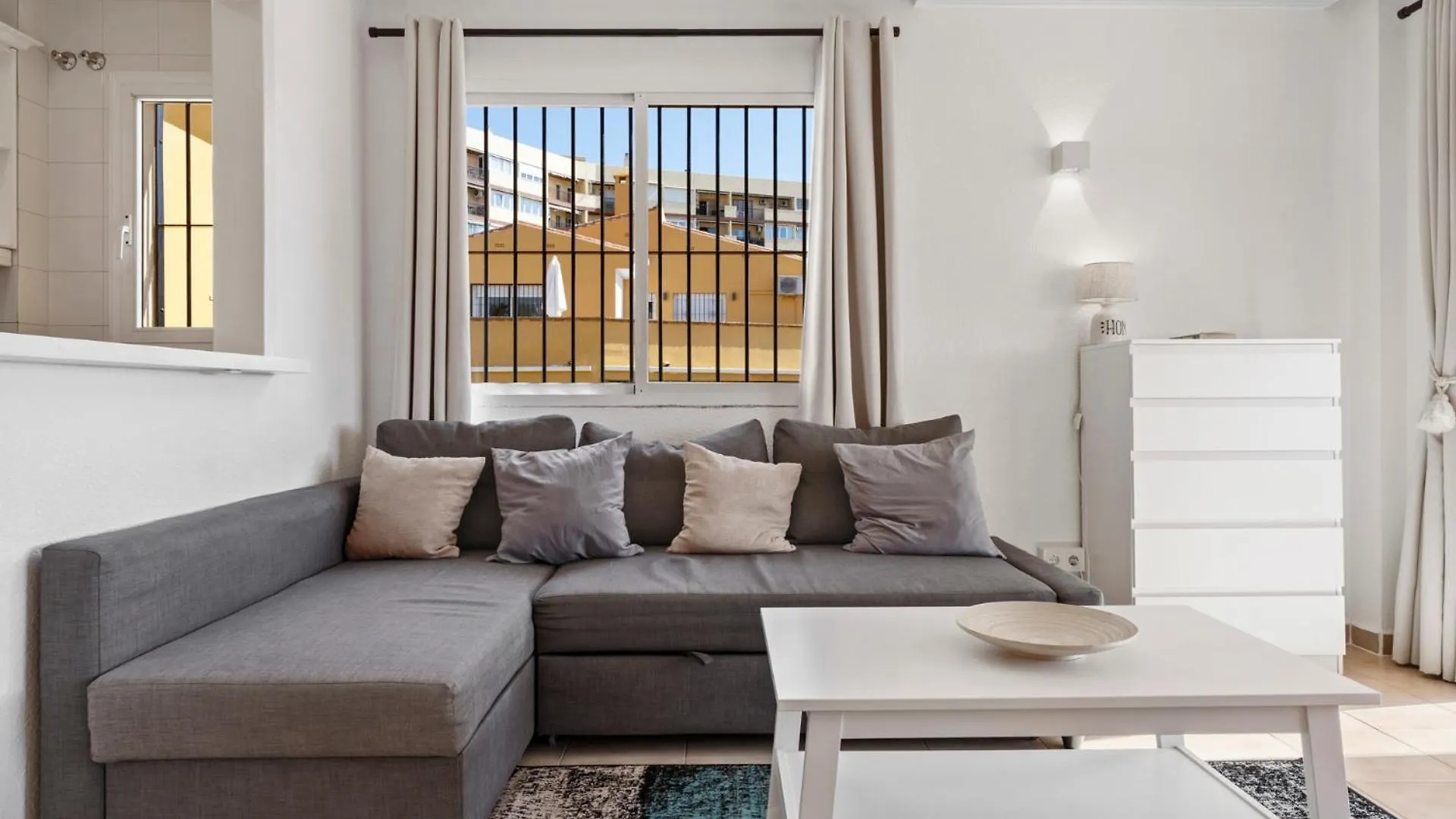 Lovely Flat With Sea View Near The Beach By Costarentals - Ref 37 Benalmádena 0*,