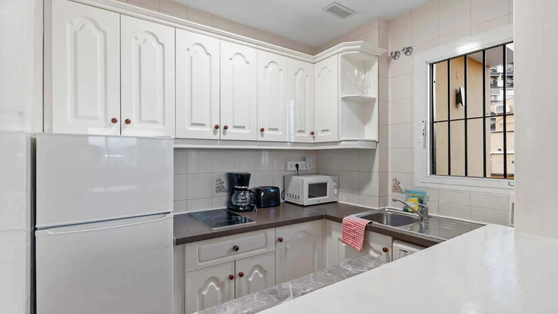 Apartment Lovely Flat With Sea View Near The Beach By Costarentals - Ref 37 Benalmadena Spain